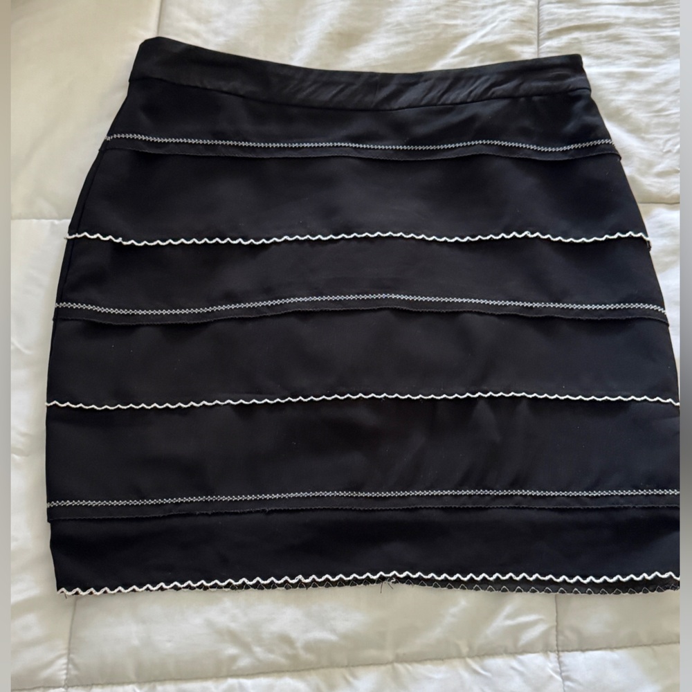 English Factory Stylish Black Mini Skirt with White Accents Size S NEW